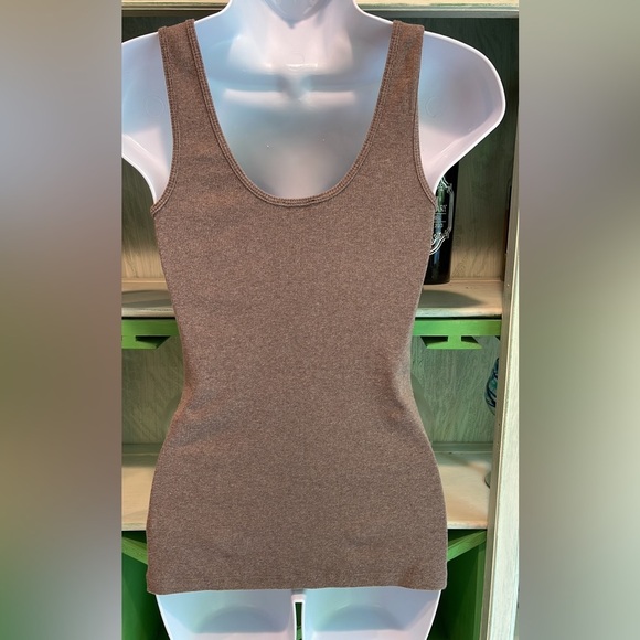 Express Sequins Tank Top - Picture 2 of 11